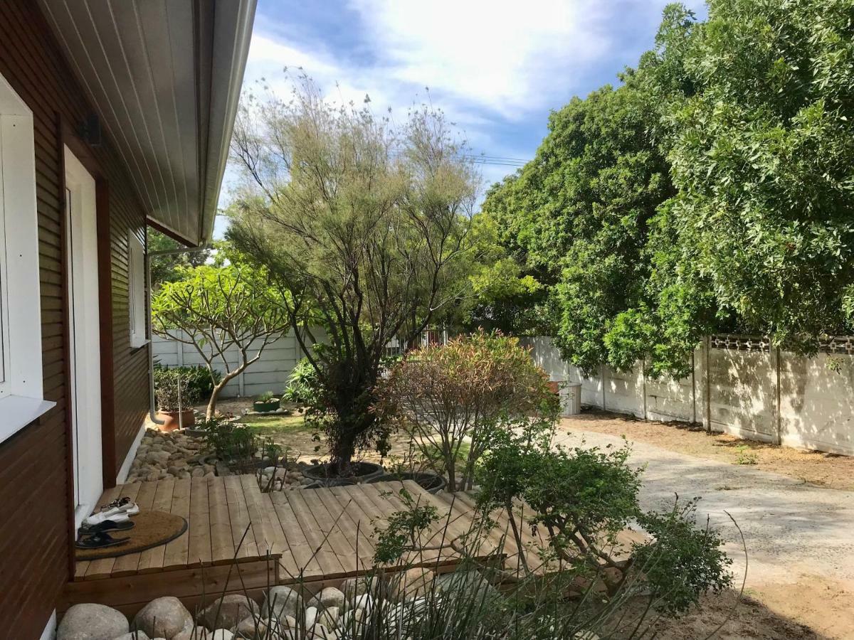 African Holiday Home In Table View Kapstadt Exterior foto